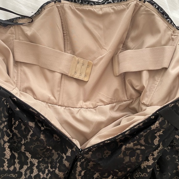 EUC Target x Neiman Marcus Robert Rodriguez Lace dress Sz 6 - Picture 3 of 6